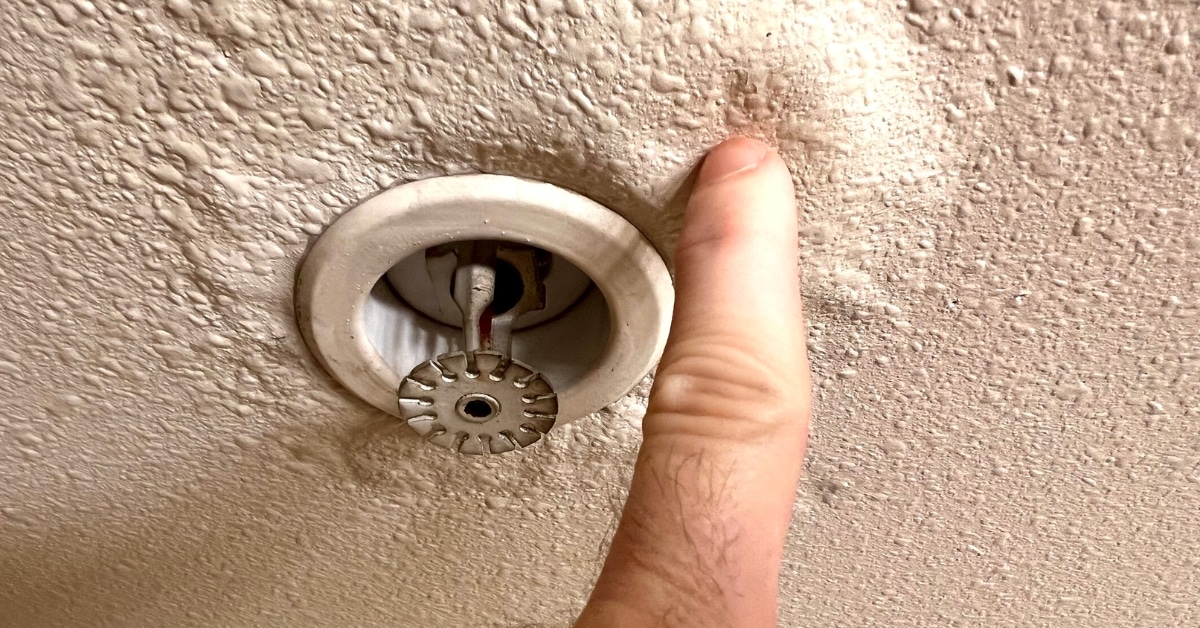 יש נזילת מים סמויה בבית? כך תגלו אותה